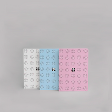 Carica l'immagine nel visualizzatore di Gallery, Quaderno A5 Pencil Panda Pattern - Azzurro cielo