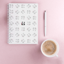 Carica l'immagine nel visualizzatore di Gallery, Quaderno spirale A5 Pencil Panda pattern - Bianco neve