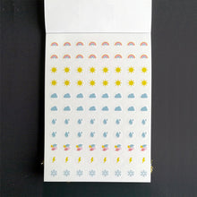 Carica l'immagine nel visualizzatore di Gallery, Stickerbook - Un libro di adesivi